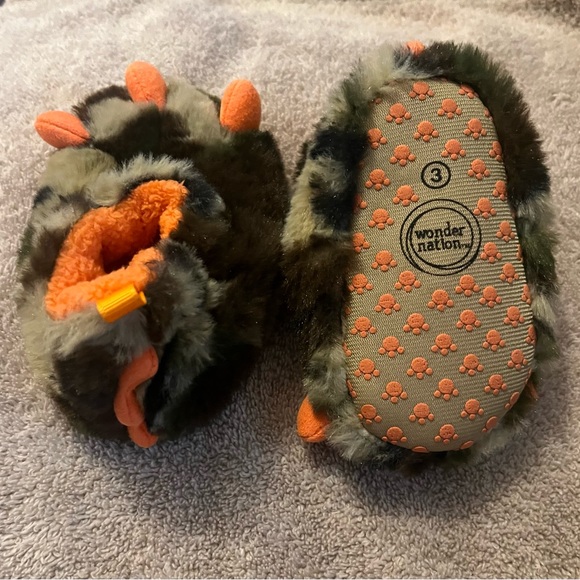 Animal slippers infant size 3 - Picture 2 of 2